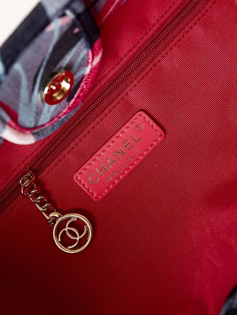 Ch**el shopping bags